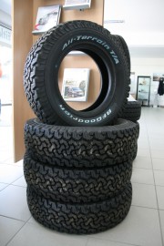 „Ještě nevybalená funglovka!“ Pneumatiky BF Goodrich All – Terrain T/A - LT 225/ 75R16 pneu, bazar, bf goodrich, off-road