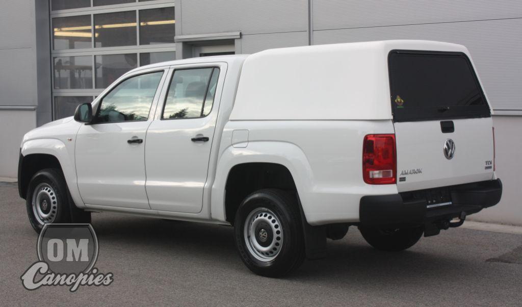 VW AMAROK pickup s pracovním  hardtopem - nástavbou FLEET od OM Canopies